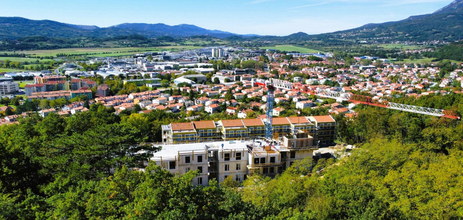 Stanovanjska soseska – Razgledi nad Ajdovščino